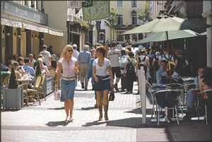 stijfheid Vrijwel Dij Shopping in St Helier